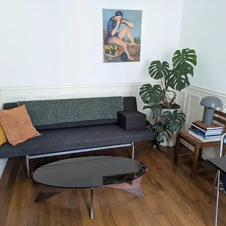 Charming Light Flat In Goncourt Appartamento *